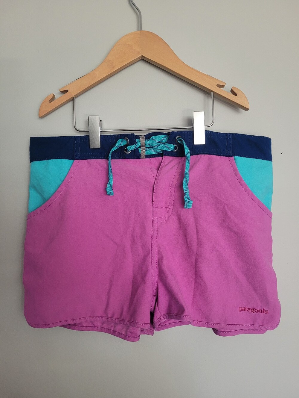Patagonia Girls Forries Shorey Board Shorts - Size 14 (XL)